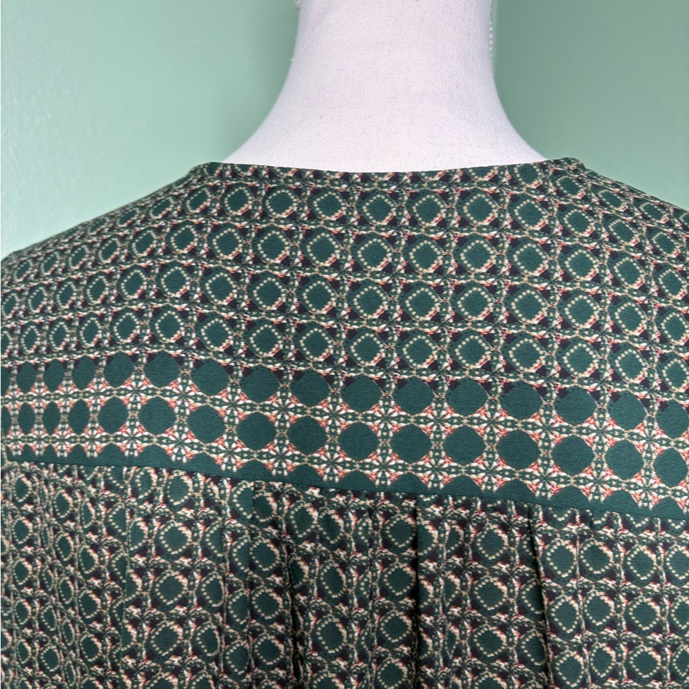 Max Studio Green and Red Patterned Blouse medium - Picture 7 of 11